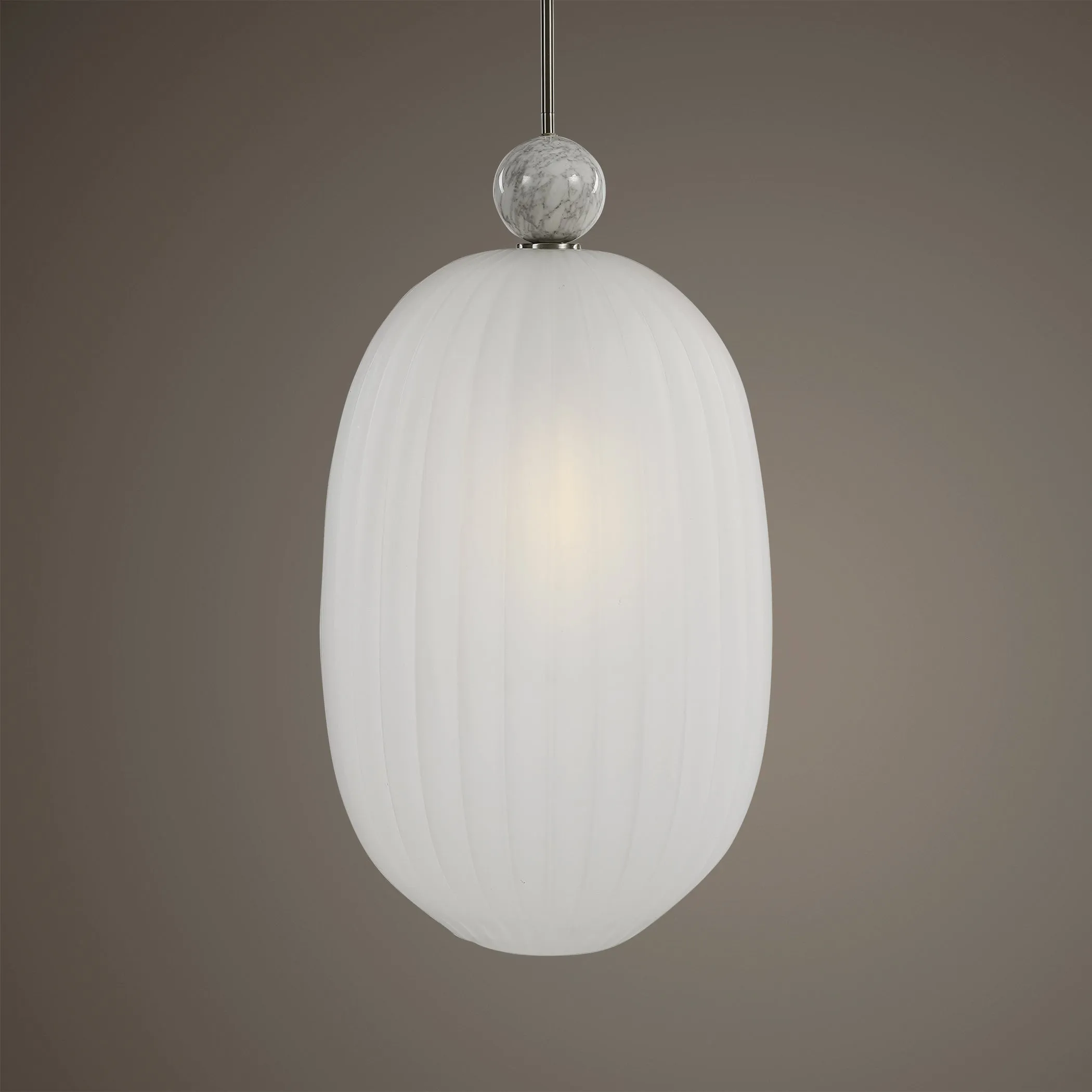 Crème Oversized 1 Light Pendant