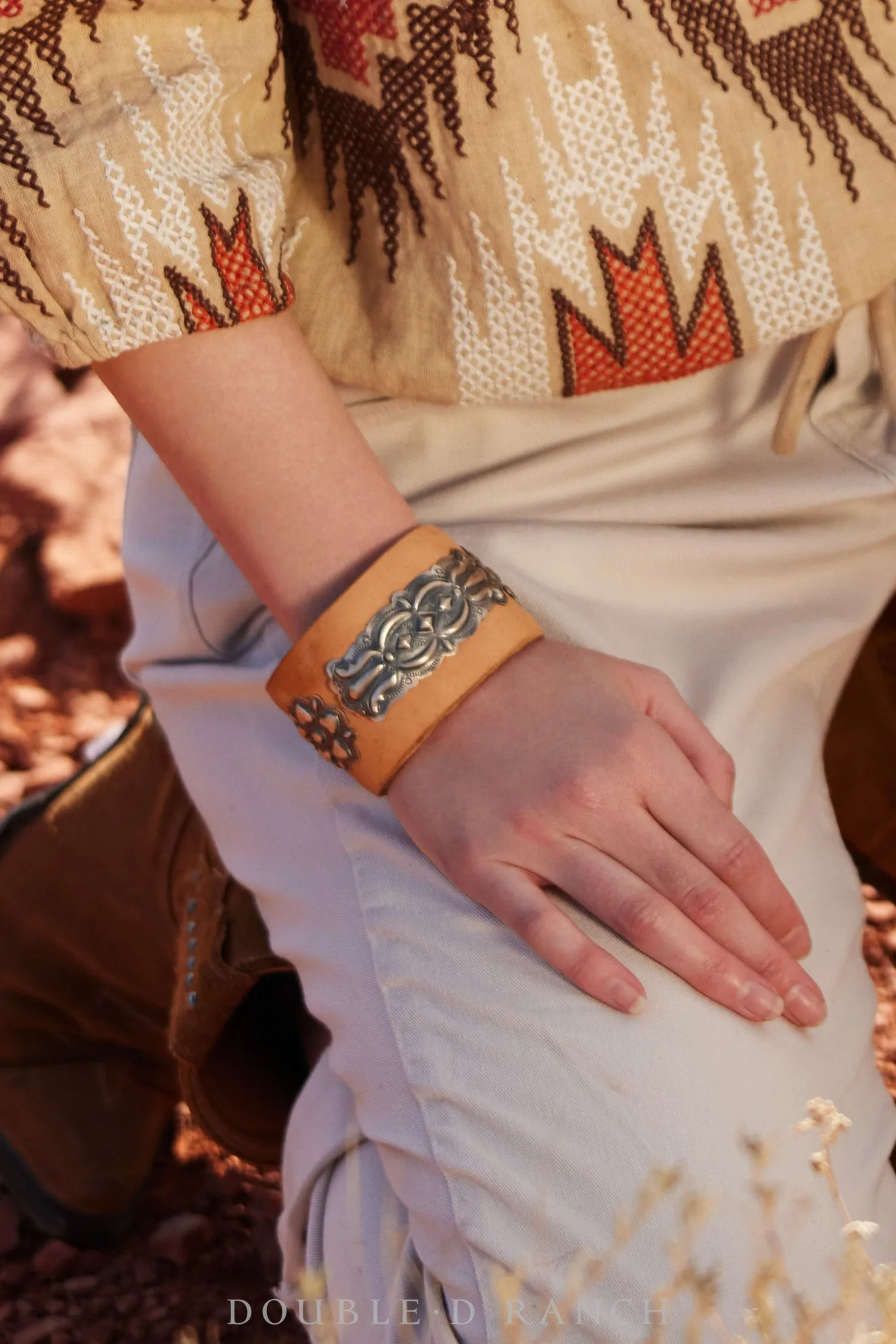 Cuff, Leather, Sterling Silver, Stamp Work, Contemporary, 3526