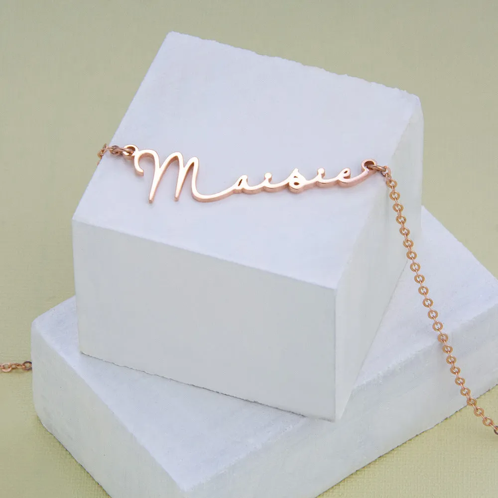 Exquisite Customizable NamePlate Necklace