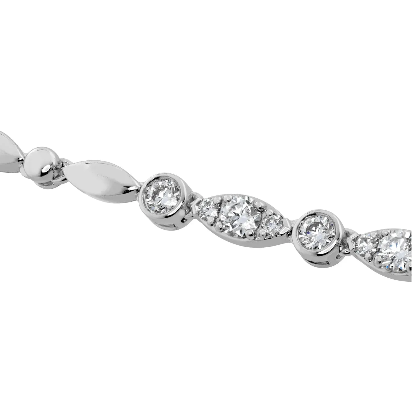 Hearts on Fire 18k White Gold Bezel Regal Diamond Line Necklace