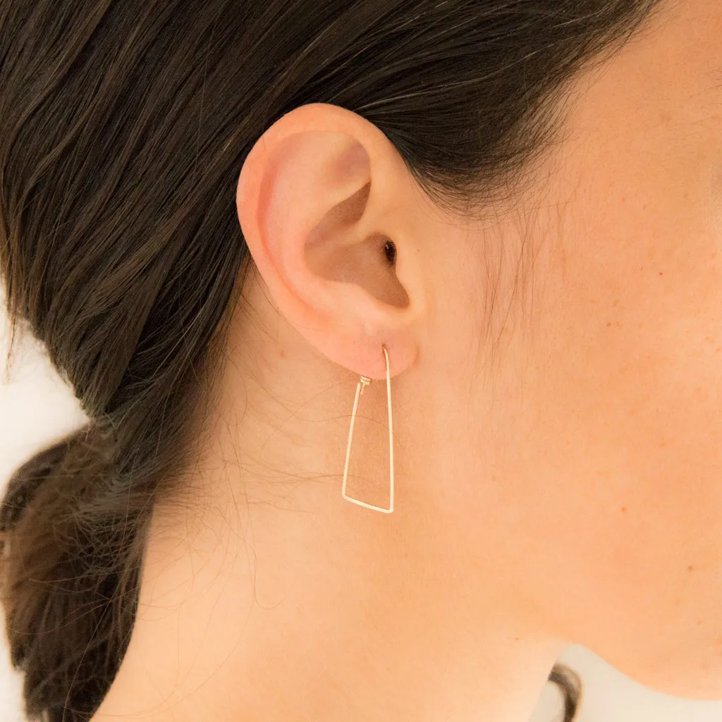 <!--ER856-->small isosceles dainty hoops