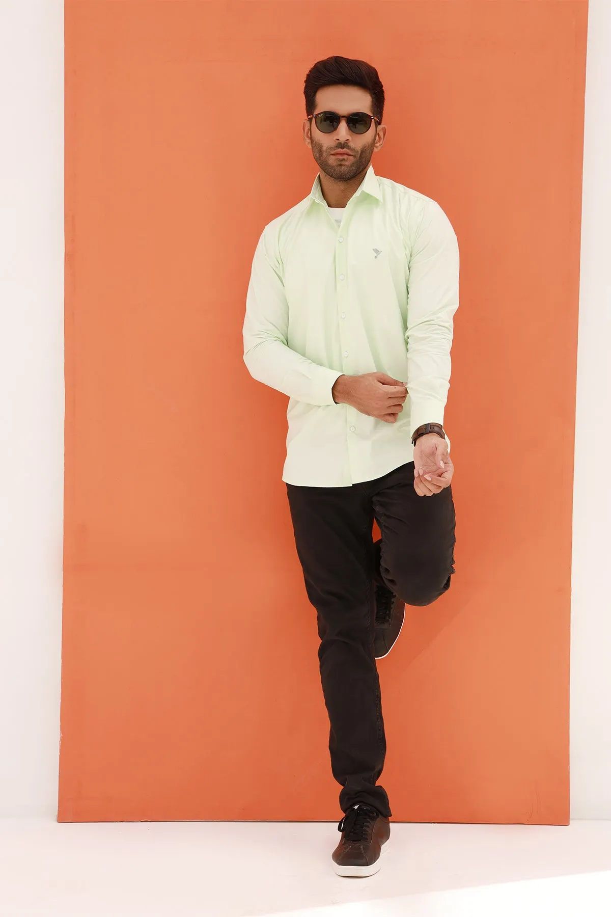 Meadow Green Button Down Shirt - S22 - MS0053R