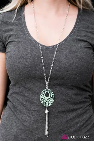 Paparazzi Necklace ~ Window To The World - Green