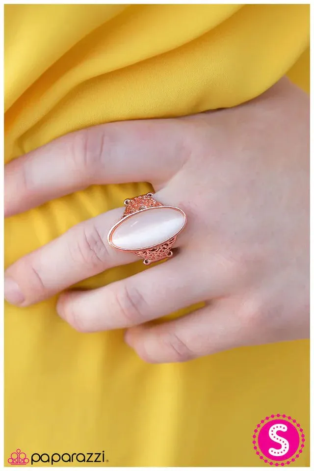 Paparazzi Ring ~ Look At Her GLOW! - Copper